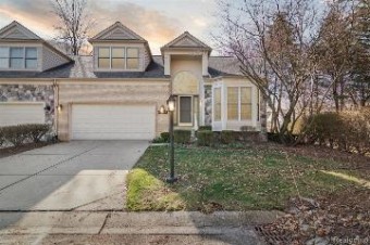 16399 Brookwood Northville, MI 48168