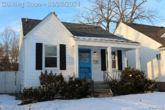 224 W Bennett Avenue Ferndale, MI 48220