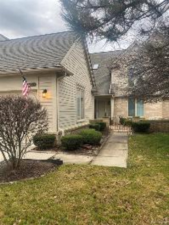 16898 Sandstone Circle Macomb, MI 48042