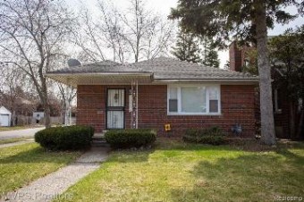 13918 Fairmount Drive Detroit, MI 48205