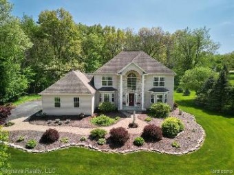 4536 Sedona Drive Clarkston, MI 48348