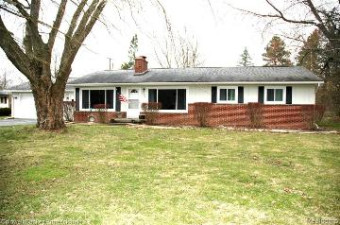 2583 Cornell Drive Lapeer, MI 48446