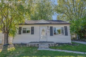 22500 Arcadia Street Saint Clair Shores, MI 48082