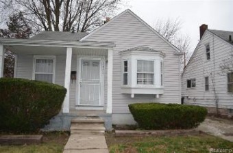 7682 Grandville Avenue Detroit, MI 48228