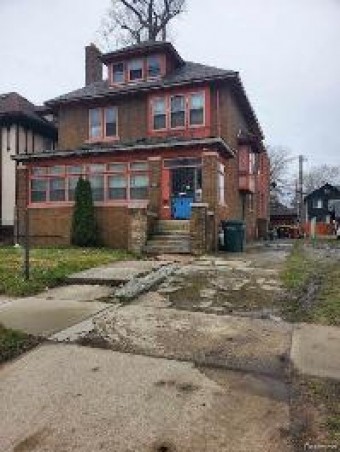 881 Chalmers Street Detroit, MI 48215