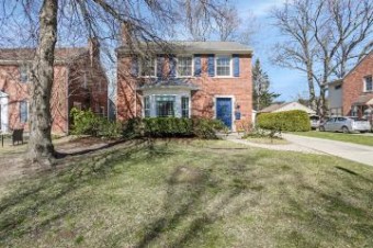 260 Hamilton Grosse Pointe Farms, MI 48236