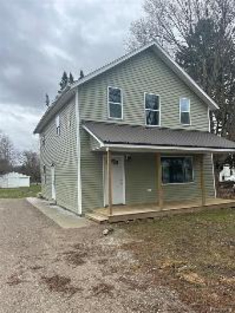 5667 Mill Street Peck, MI 48466