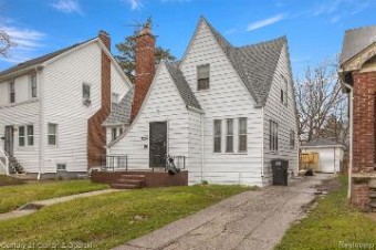 13296 Strathmoor Street Detroit, MI 48227