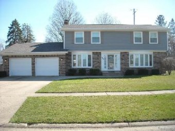 1216 Pleasantview Drive Flushing, MI 48433