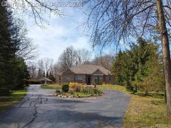 21444 Beech Daly Road Flat Rock, MI 48134