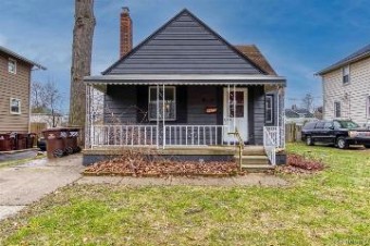 35251 Chestnut Street Wayne, MI 48184