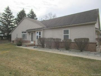 34466 Manor Run Circle 45 Sterling Heights, MI 48312