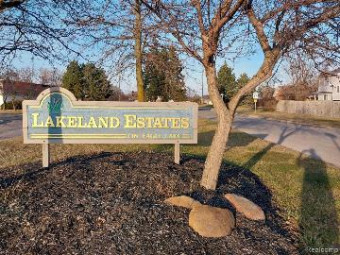 00000 Shoreline Boulevard Waterford, MI 48329