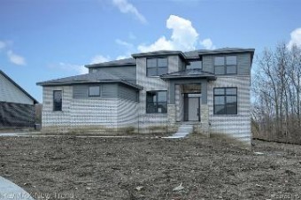 24487 Sheringham Drive South Lyon, MI 48178