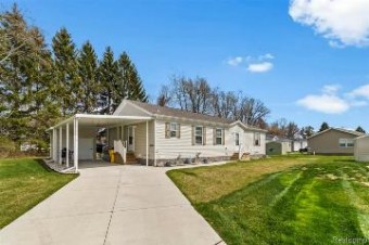 10612 La Rochelle Ira, MI 48023