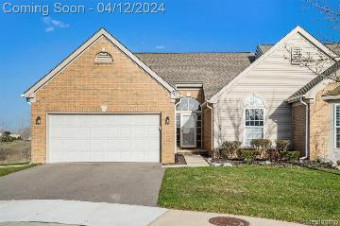 371 Golf Villa Drive Oxford, MI 48371