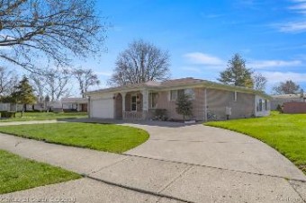 32156 Lancaster Drive Warren, MI 48088