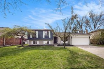 3749 Kings Point Drive Troy, MI 48083