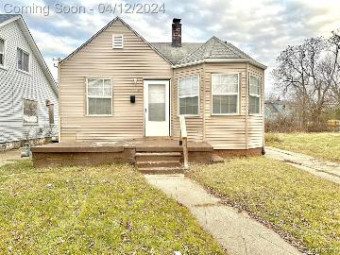 6914 Auburn Street Detroit, MI 48228