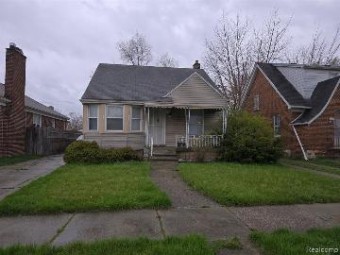 6851 Greenview Avenue Detroit, MI 48228