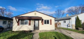 7602 Deering Street Westland, MI 48185