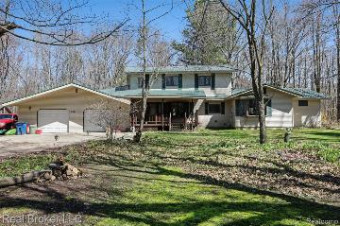 5841 Henderson Lake Road Prescott, MI 48756