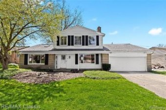 348 Beverly Island Drive Waterford, MI 48328