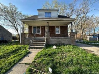 15680 Eastburn Street Detroit, MI 48205