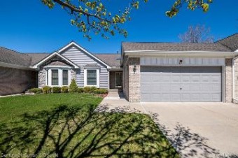 41898 Riverwood Court Canton, MI 48187