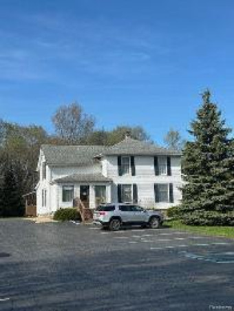 7124 W Grand River Road Fowlerville, MI 48836