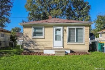 6180 Cordell Street Romulus, MI 48174