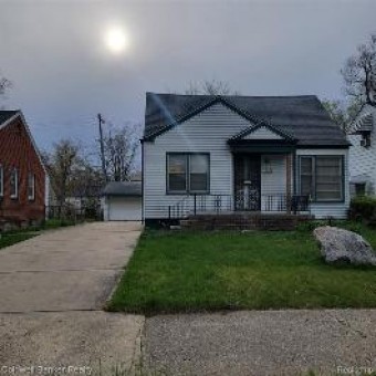 18487 Avon Avenue Detroit, MI 48219