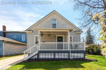 1220 Orchard Street Ferndale, MI 48220