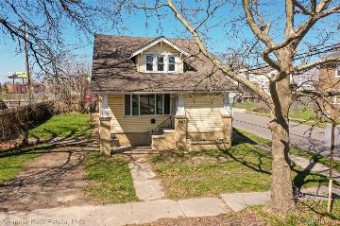 15517 Holmur Street Detroit, MI 48238