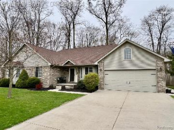 2983 Manchester Drive Kimball, MI 48074