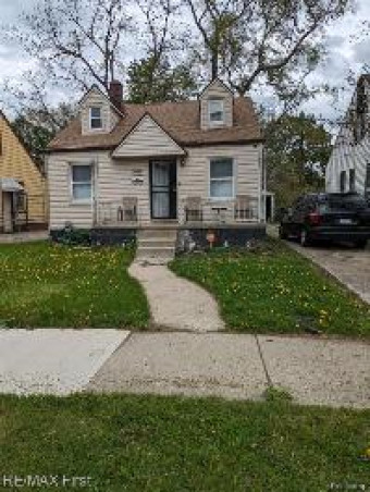 11682 Auburn Street Detroit, MI 48228