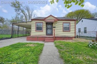 587 Montana Avenue Pontiac, MI 48341