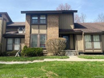 25287 Maplebrooke Drive Southfield, MI 48033