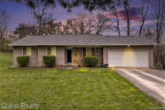 16154 Falk Road Holly, MI 48442