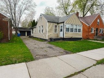 20885 Sunset Avenue Warren, MI 48091