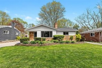 1228 Wrenwood Drive Troy, MI 48084