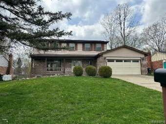 425 Pinehurst Drive Rochester Hills, MI 48309