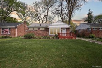 8940 Oak Park Boulevard Oak Park, MI 48237