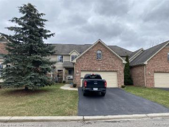 8095 Wood Stone Court 18 Flint, MI 48507