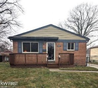 24081 Norwood Oak Park, MI 48237