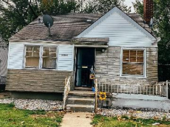 19569 Dresden Detroit, MI 48205