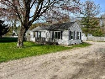 11925 Bueche Burt, MI 48417