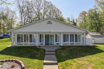 8055 Kovacs Linden, MI 48451