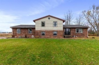 8861 Cady Jackson, MI 49201