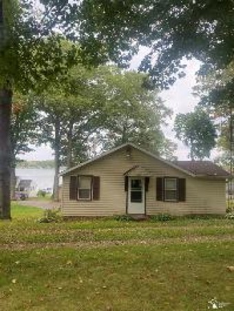 9218 Hazel Reading, MI 49274